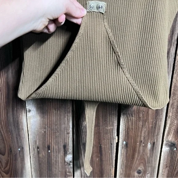 Good American Thong Tank Bodysuit Ribbed Khaki Forrest Green Brown High Leg Sz L - Picture 7 of 15